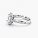 Nhẫn Đính Hôn Halo Emerald Cut Kim Cương Nuôi Cấy trong Bạch Kim