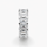 Nhẫn Eternity đính Kim cương Emerald cắt trong phòng thí nghiệm 15,17 CTW (G/VS) bằng vàng trắng 14K