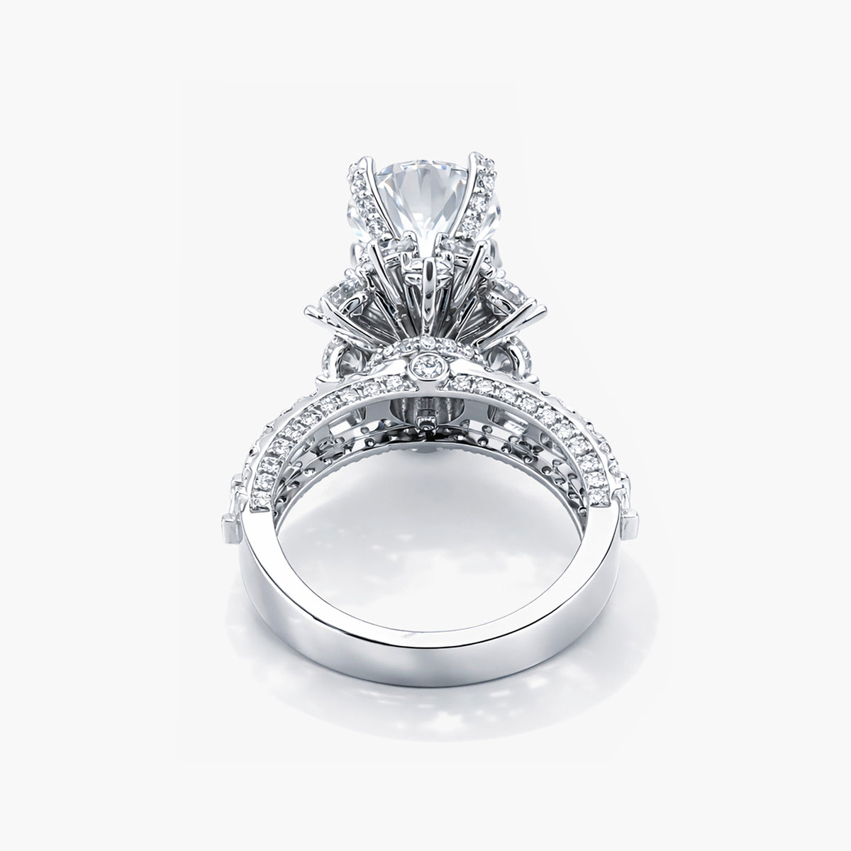 Nhẫn halo cụm hoa kim cương nuôi cấy trong phòng thí nghiệm (E/VS1 IGI) Brilliant 3,23 CT bằng bạch kim