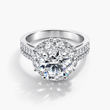 Nhẫn Kim Cương Tròn 4.54 CT Nhân Tạo Lấy Cảm Hứng Cổ Điển Với Vòng Đá Tròn Halo (E/VVS2 IGI)