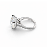 Nhẫn Kim Cương Tròn 11,77 CT Nuôi Cấy Trong Phòng Thí Nghiệm Bằng Bạch Kim Với Kim Cương Pave Tròn 0,52 CT (E/VS2 GIA)